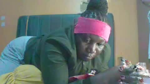 lindah32 online show from July 11, 9:54 pm
