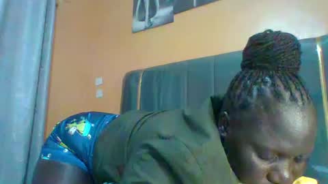 lindah32 online show from July 12, 9:54 pm