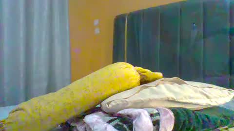 lindah32 online show from July 14, 2:38 am