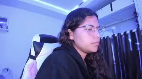  Lady  online show from August 9, 5:08 am