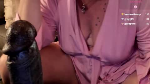 Lady Lanaxo online show from August 9, 5:25 pm
