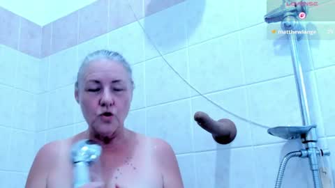 Lady Lanaxo online show from August 12, 6:05 am