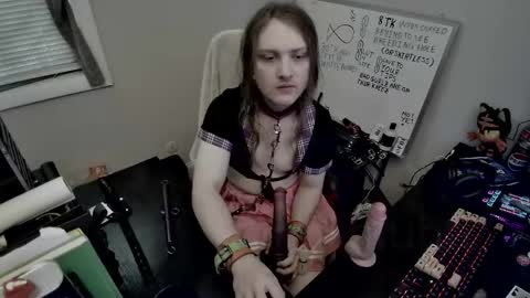 ladymeep online show from April 23, 11:47 am