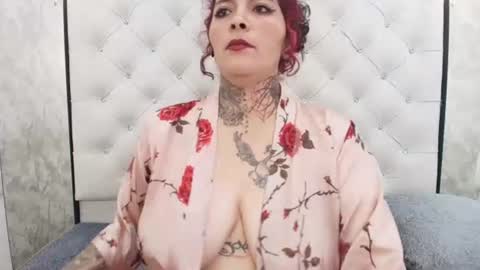 LadyMiaX online show from August 12, 9:11 am