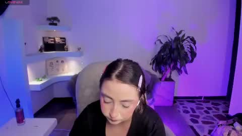 Lady  online show from August 10, 5:20 am