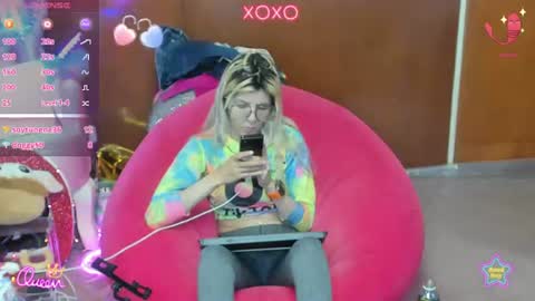 Skinnygirl online show from July 30, 3:03 am