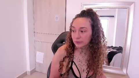 laguertha online show from August 5, 6:28 pm