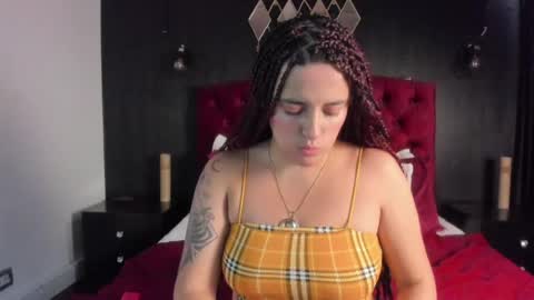 Laia  online show from August 6, 12:37 pm
