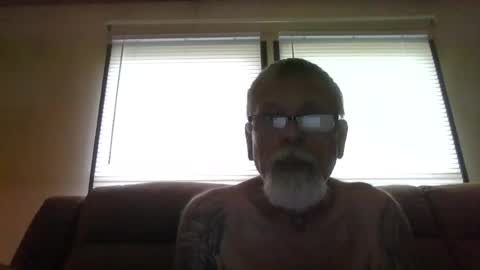laidbackluxury online show from June 25, 1:25 pm
