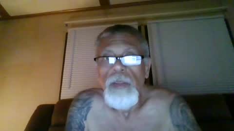 laidbackluxury online show from June 27, 7:33 am