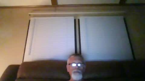 laidbackluxury online show from June 29, 3:32 am