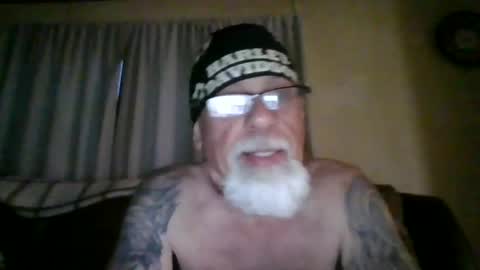 laidbackluxury online show from July 18, 9:32 am