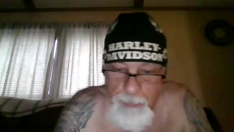 laidbackluxury online show from July 18, 10:38 am