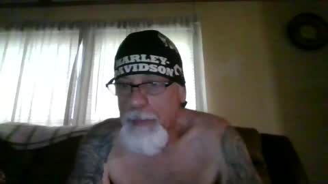 laidbackluxury online show from July 18, 11:44 am