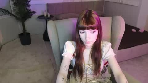 laineblackwood online show from April 27, 1:13 pm