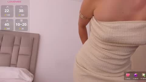 lakshmi_rai online show from August 5, 9:57 pm