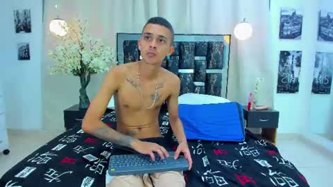 lala_and_deivy online show from July 30, 6:54 am