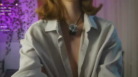 Julia online show from August 10, 2:46 am