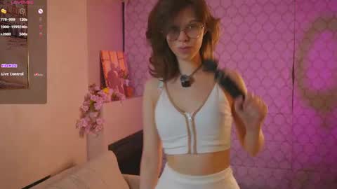 Julia online show from August 14, 11:30 pm