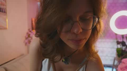 Julia online show from August 15, 2:59 am