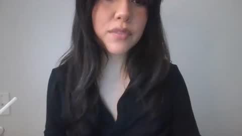 Lali Gomez online show from August 17, 6:51 am