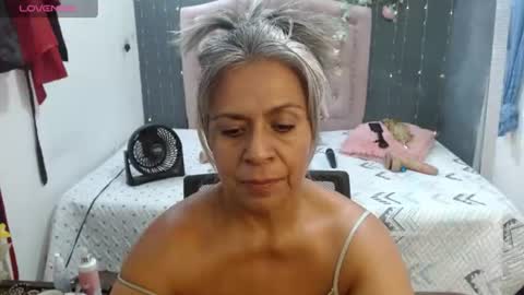lalisha online show from August 3, 2:07 am