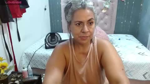 lalisha online show from August 5, 3:15 am