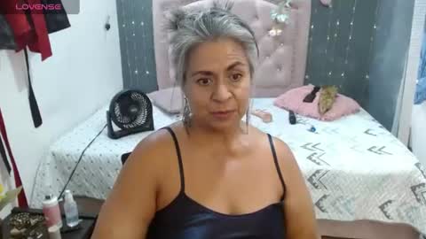 lalisha online show from August 6, 2:10 am