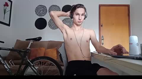 Lemme B online show from August 12, 7:05 pm