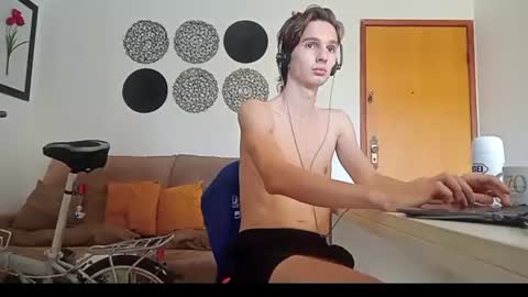 Lemme B online show from August 13, 6:44 pm