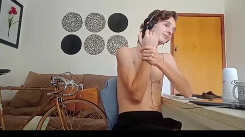 Lemme B online show from August 14, 5:38 pm