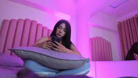 lana_fox01 online show from August 15, 6:17 am