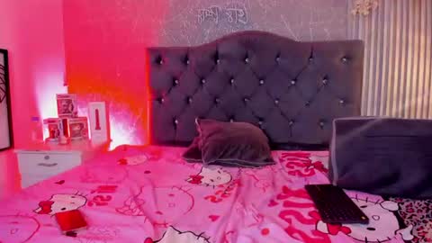 lana_gill online show from July 28, 9:21 pm