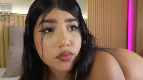 lana_lann online show from August 18, 5:24 am