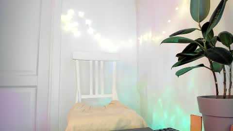 Lana online show from June 22, 11:00 am