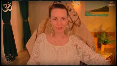 Lana Radiance online show from July 27, 1:49 pm