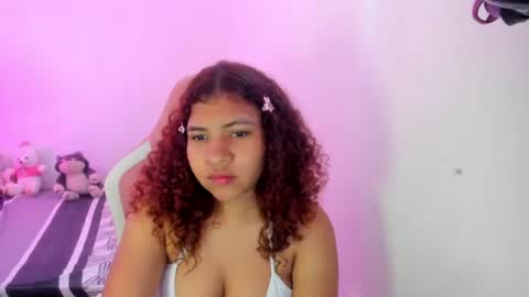 lanarouse1 online show from August 12, 2:41 pm
