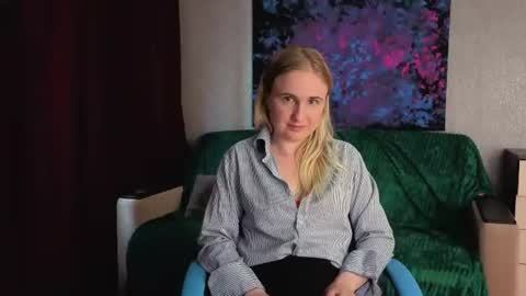 LanaviSmith online show from August 6, 8:35 am