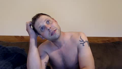 Lance online show from May 7, 12:12 am