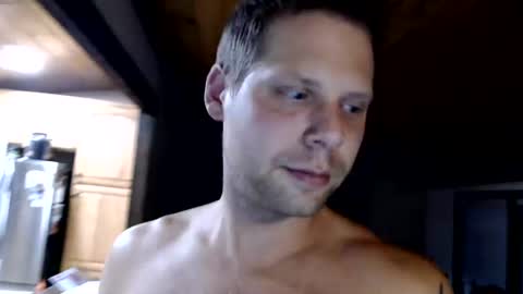 Lance online show from July 16, 1:17 am