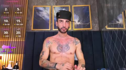 Lancelot Benwick online show from August 8, 11:49 pm
