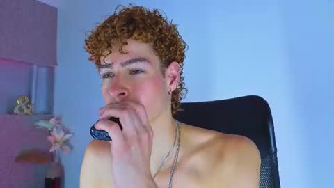 lancelot_grey online show from June 21, 8:53 pm