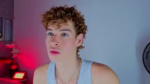 lancelot_grey online show from June 23, 7:59 pm