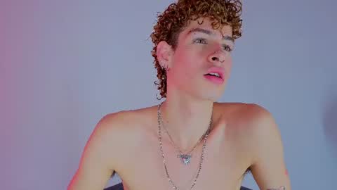 lancelot_grey online show from June 24, 10:56 pm
