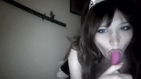lanemary online show from May 3, 6:40 am