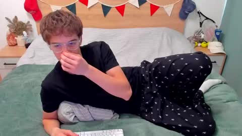 lanny_fandi online show from May 30, 9:33 am