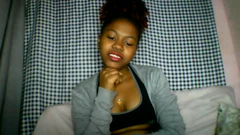 lara_belle online show from August 12, 10:56 pm