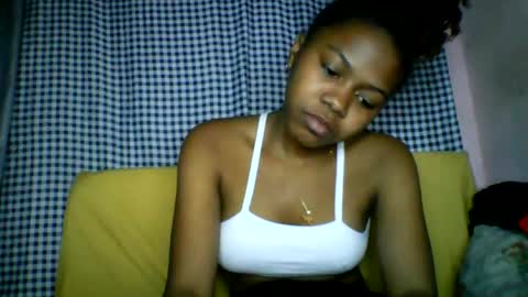 lara_belle online show from August 14, 2:43 pm