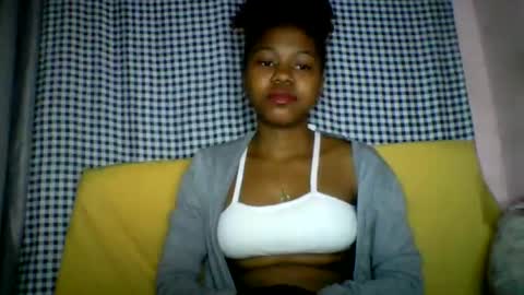 lara_belle online show from August 14, 11:52 pm