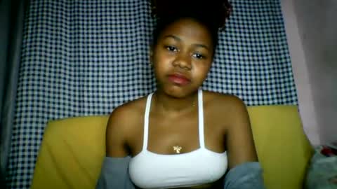 lara_belle online show from August 15, 2:04 am